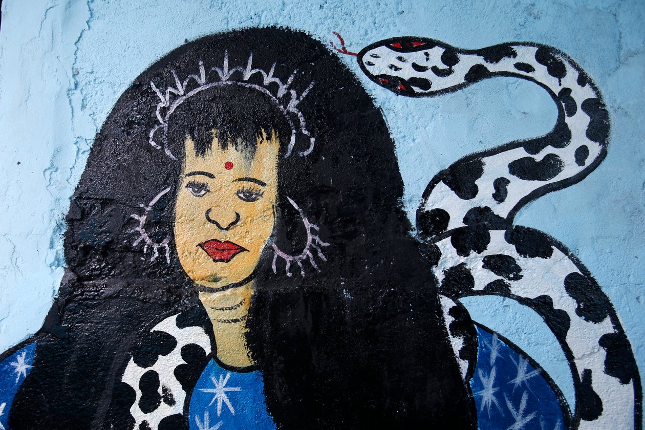 Dea Voodoo, santuario Voodoo a Cotonou, Benin da Unknown