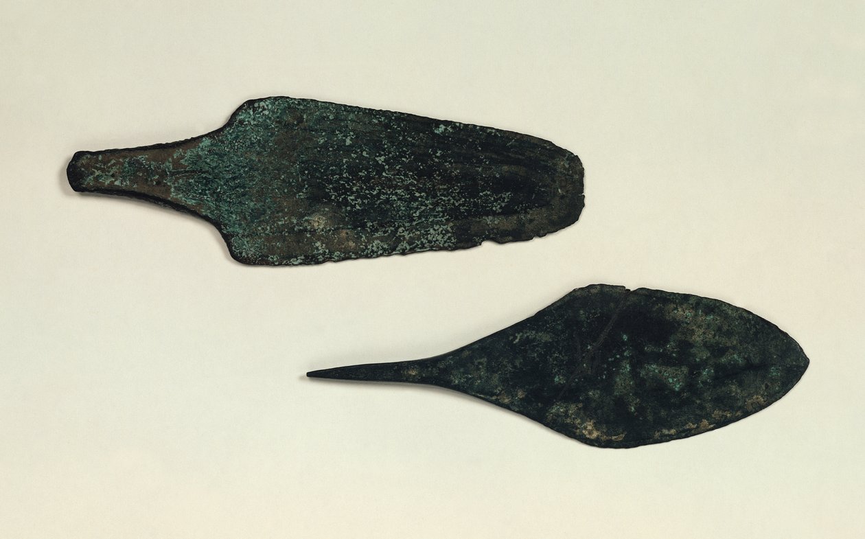 Due pugnali, 2000-1800 a.C. da Prehistoric