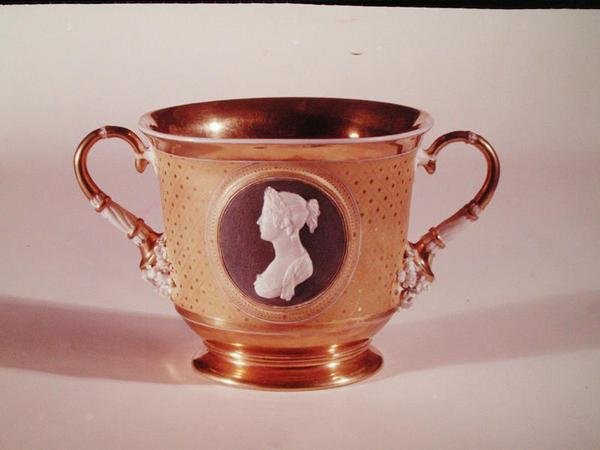 Tazza di Sèvres con un Cammeo Ritratto dell
