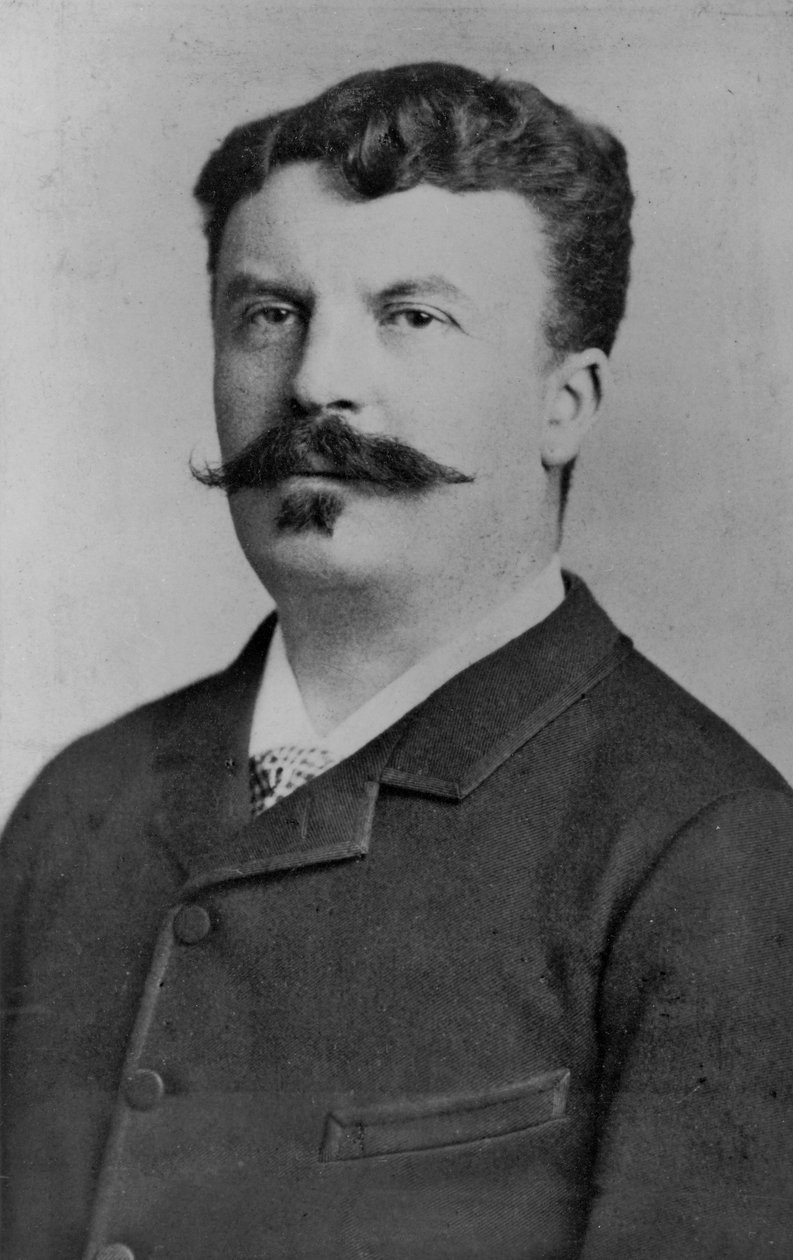 Ritratto di Guy de Maupassant da Alphonse Liebert