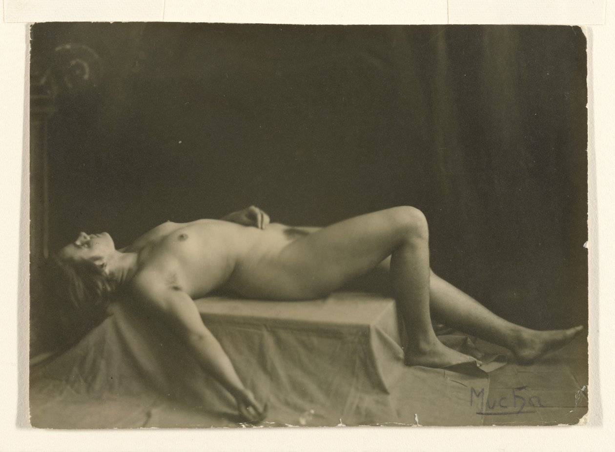 [Nudo reclinato] da Alphonse Maria Mucha