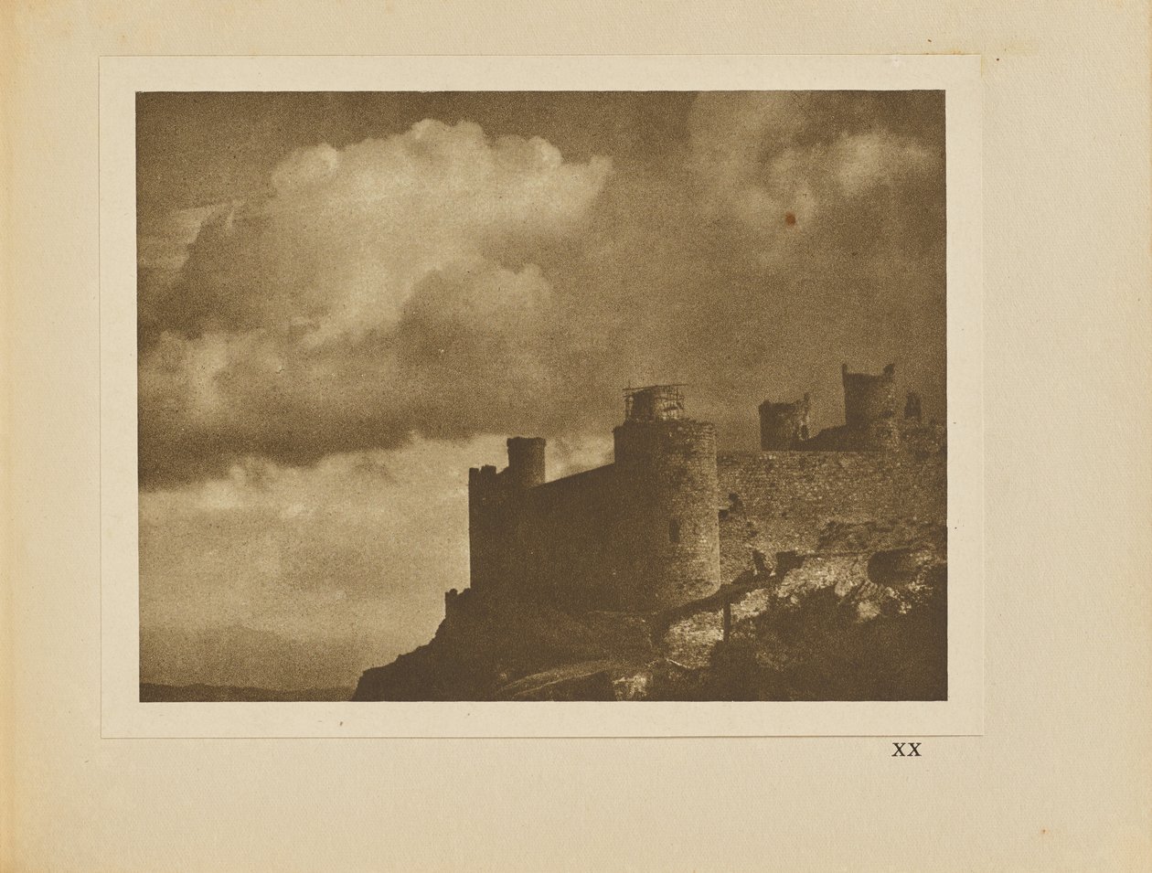 Le nuvole e il castello da Alvin Langdon Coburn