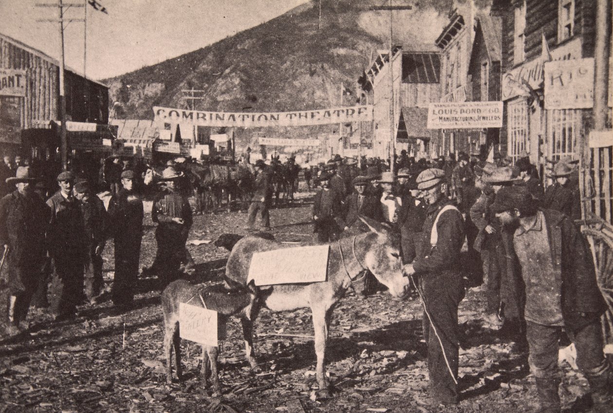 Front Street, Dawson, c.1898 da American Photographer