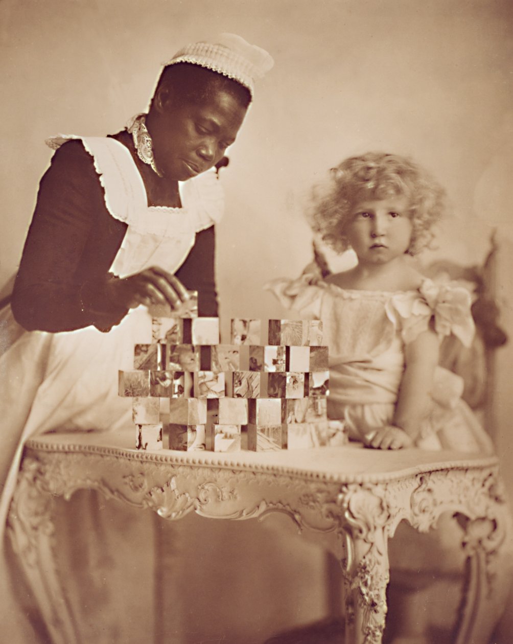 Maid DeAh, c.1900 da American Photographer
