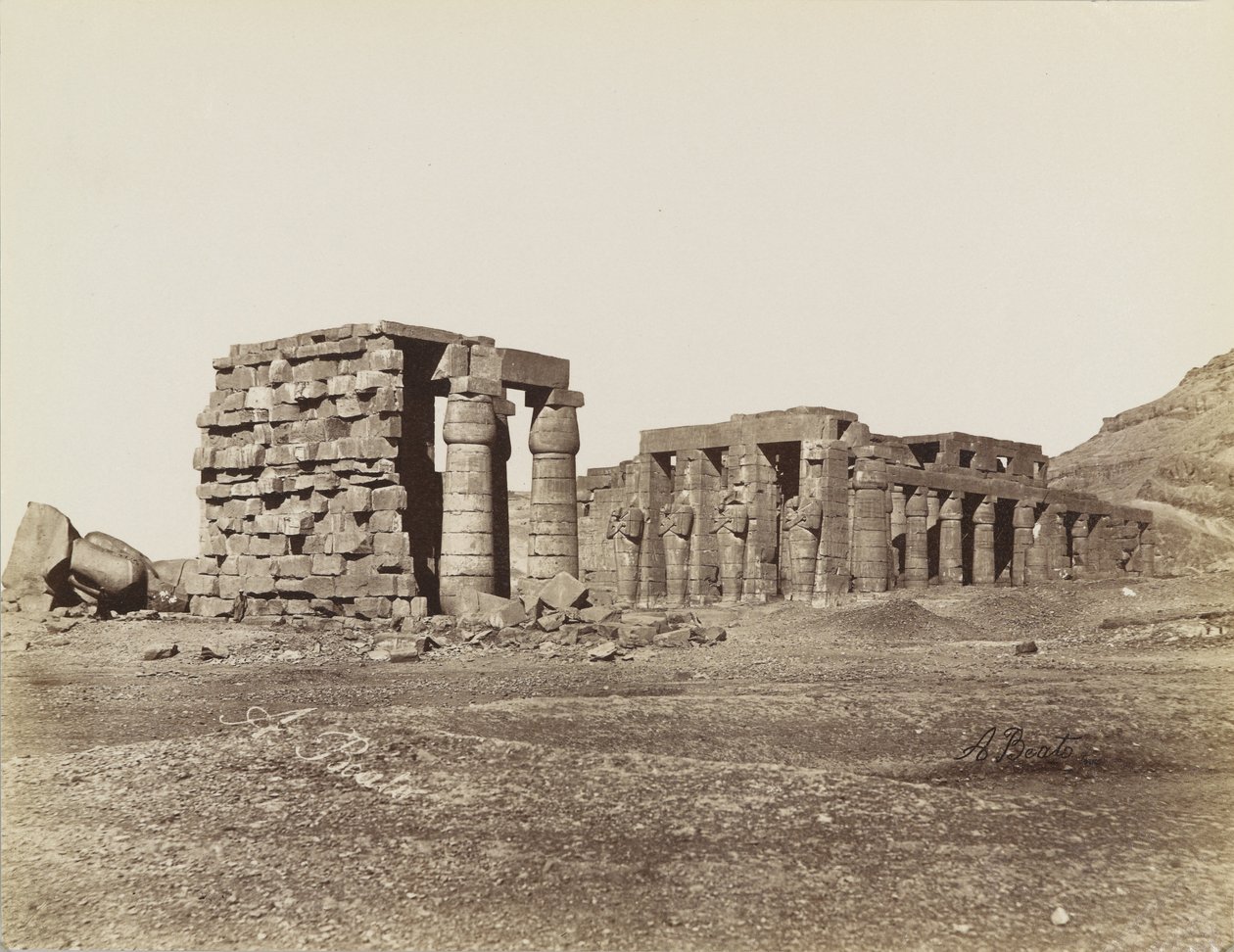 Veduta generale del Ramesseum, Tebe da Antonio Beato