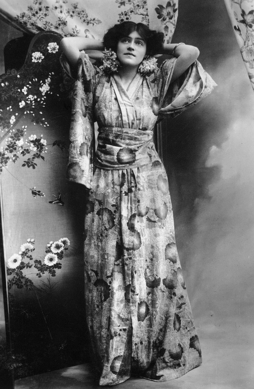 Hilda Hammerton, attrice, inizio XX secolo da Bassano Studio