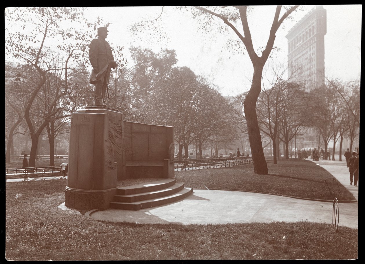 Statua di David Glasgow Farragut nel Madison Square Park, New York, c.1905 da Byron Company