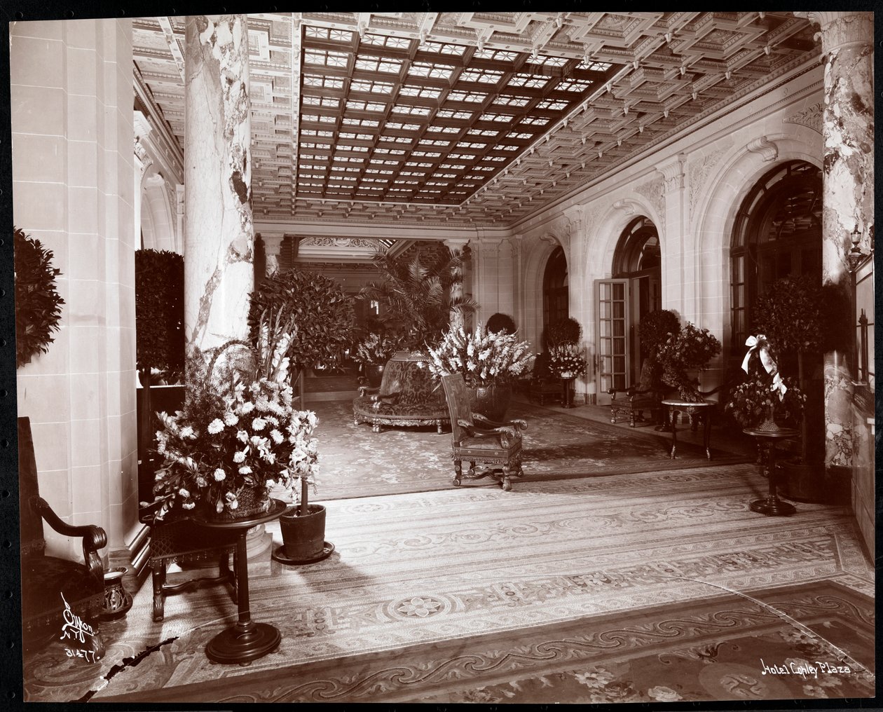 Lobby al Copley Plaza hotel, Boston, 1912 o 1913 da Byron Company