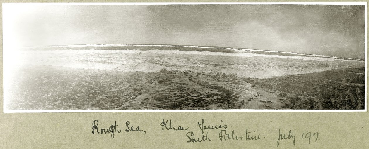 Mare agitato, Khan Yunis, luglio 1917 da Capt. Arthur Rhodes
