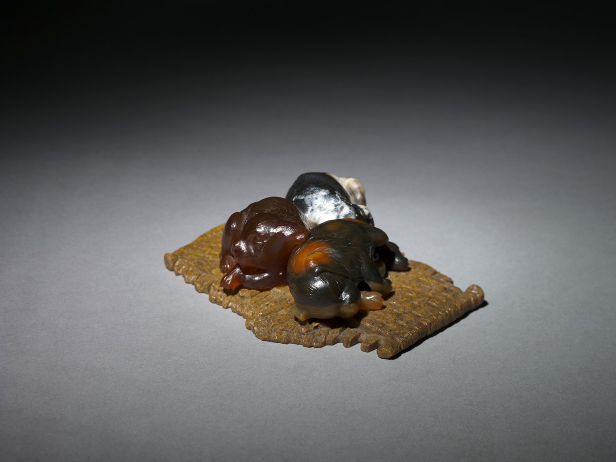 Cuccioli su un tappeto, fine 1800-inizio 1900 da Carl Fabergé