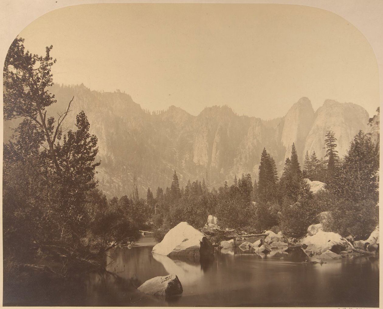 Cathedral Rock, Down the Valley, 1861 da Carleton Emmons Watkins