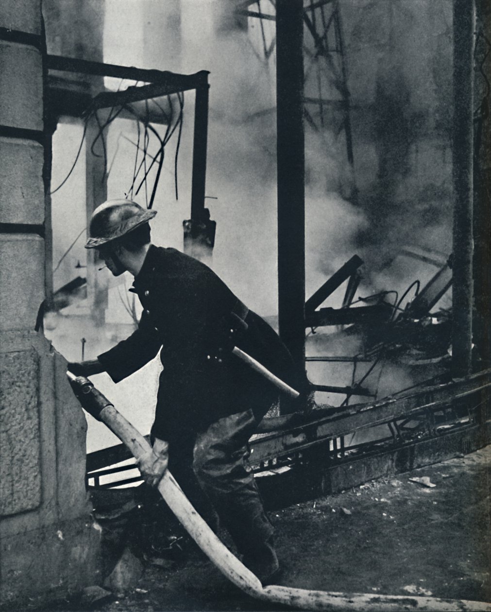 Pompiere, 1941 da Cecil Beaton