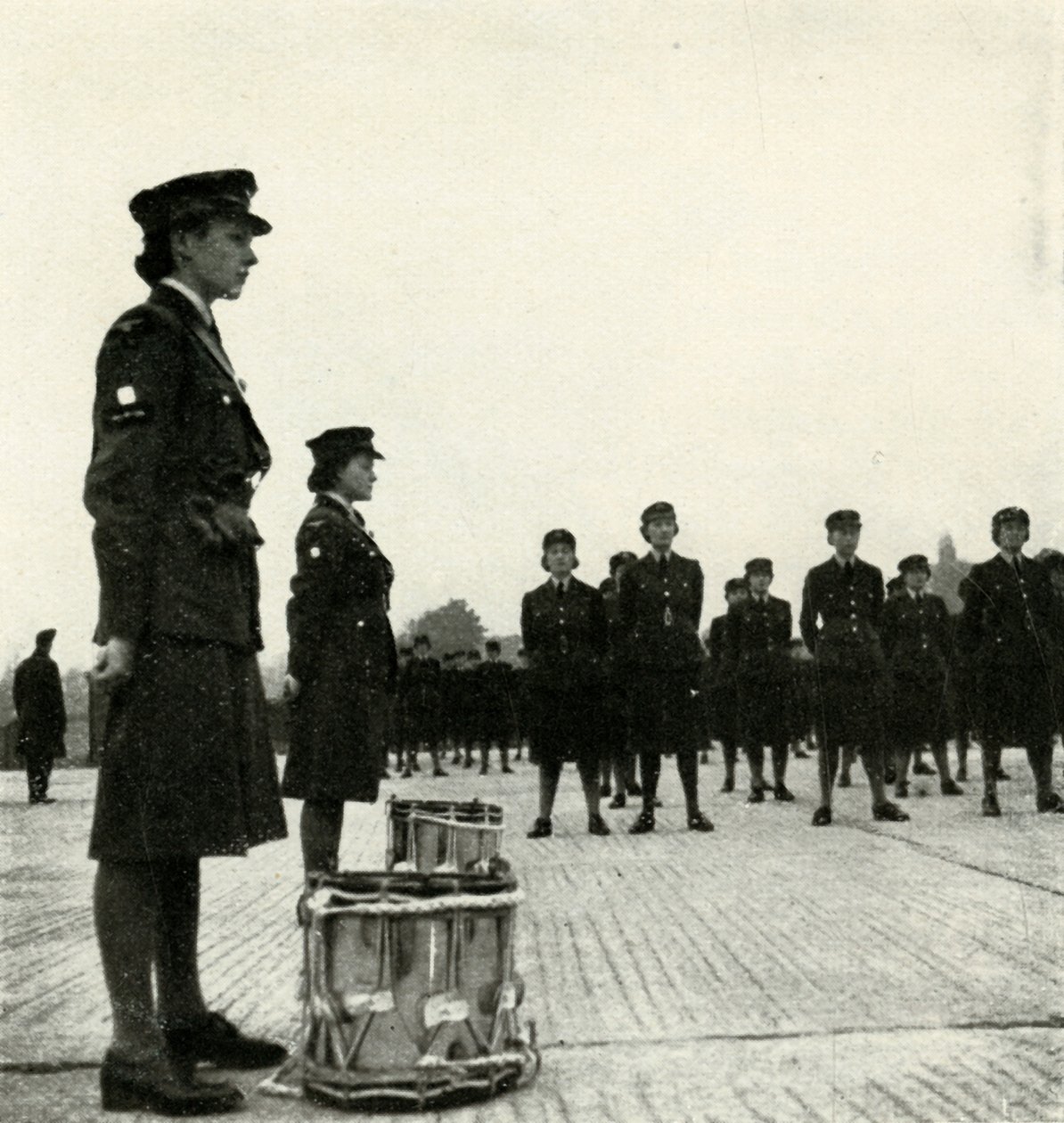 Banda della W.A.A.F. in Parata, c1943 da Cecil Beaton