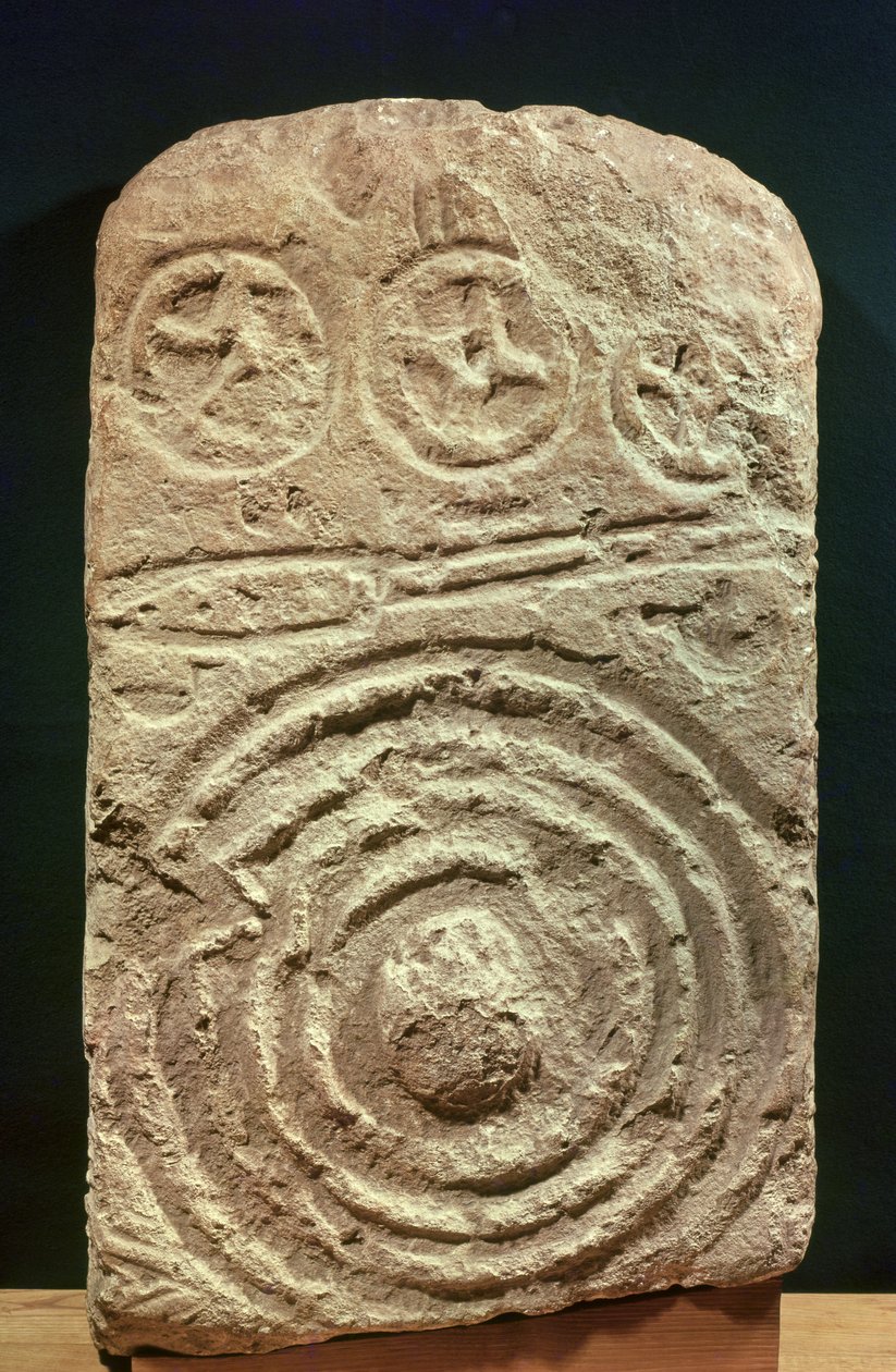 Stele scolpita da Celtic