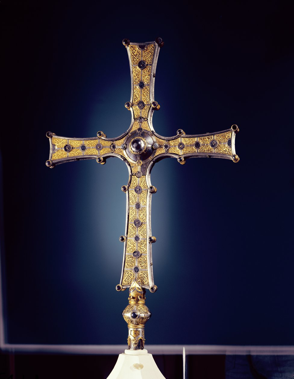 Croce di Cong, Contea di Mayo, Età vichinga da Celtic