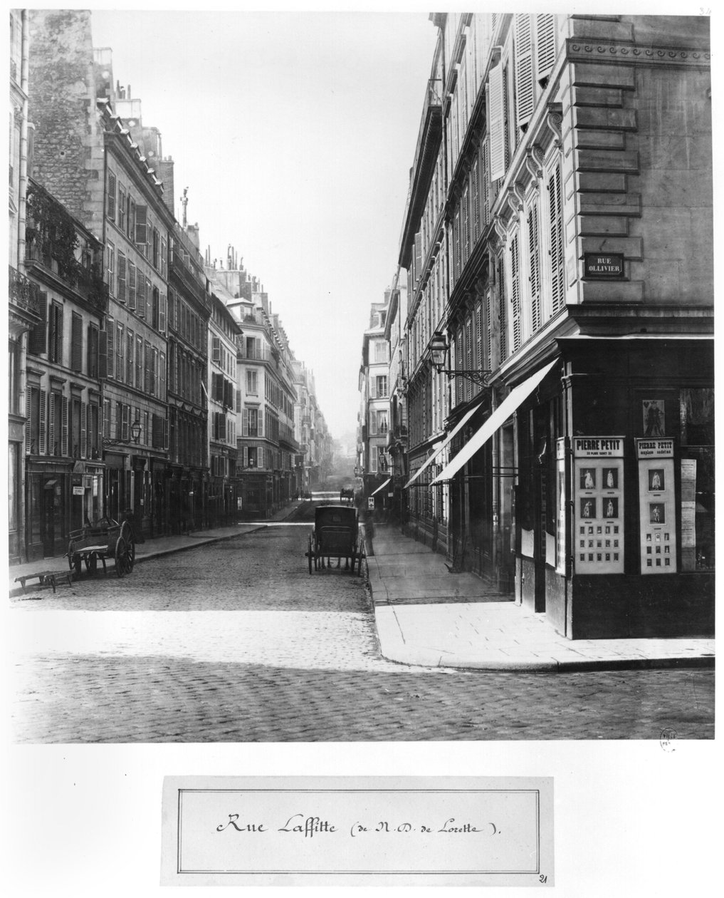 Rue Laffitte, dalla chiesa di Notre-Dame-de-Lorette, Parigi, 1858-78 da Charles Marville