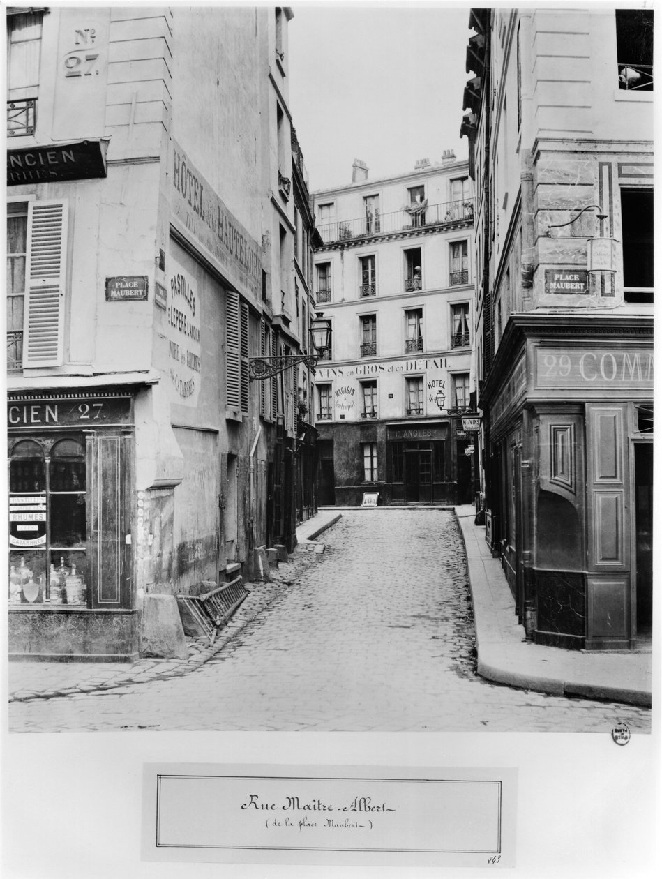 Rue Maitre Albert (da place Maubert) Parigi, 1858-78 da Charles Marville