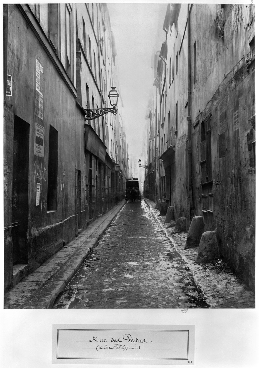 Rue des Vertus, da rue Phelippeaux, Parigi da Charles Marville