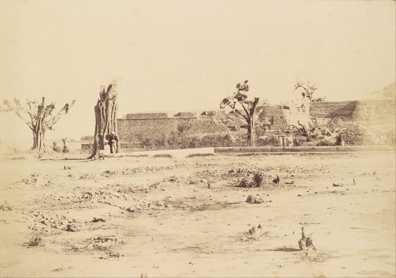 Paesaggio arido con una fortezza non identificata, Delhi da Charles Moravia