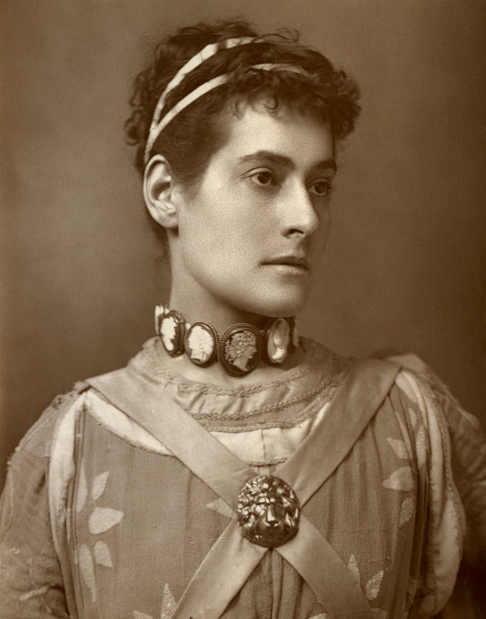 Myra Holme, attrice britannica, 1884 da Charles A. Long