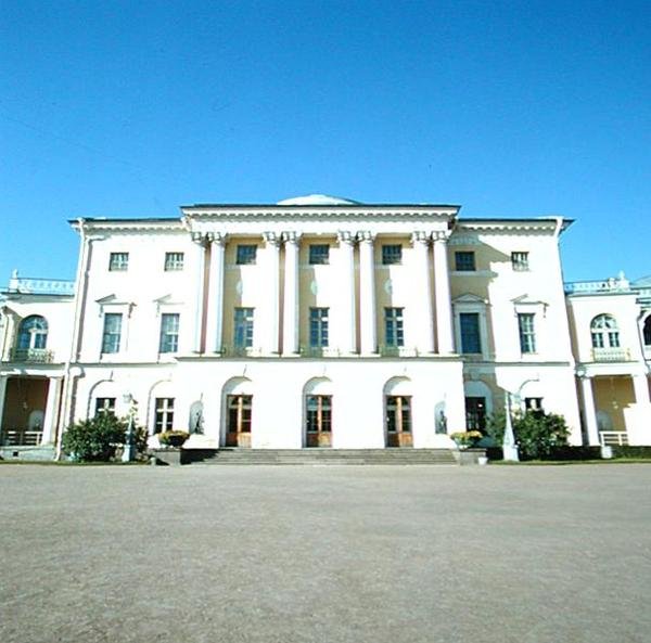 Facciata della Cour d