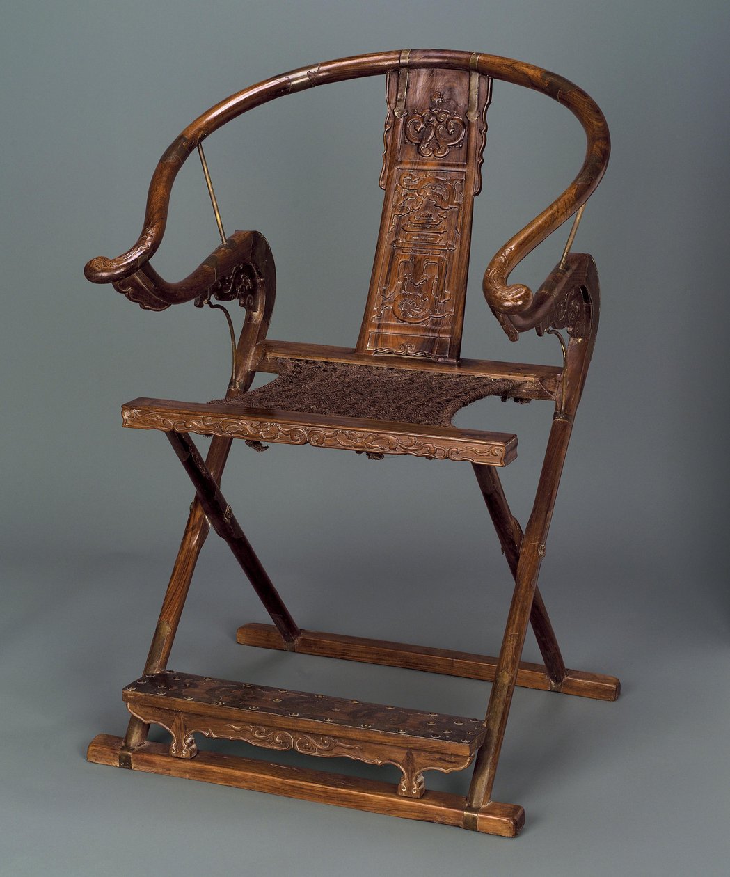 Sedia (pieghevole), dinastia Ming, 1600-50 da Chinese School