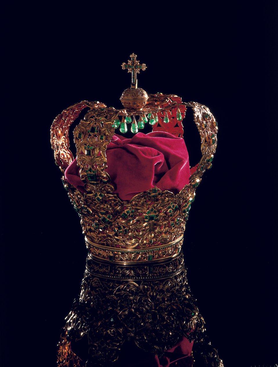 La corona delle Ande, c.1593 da Colombian School