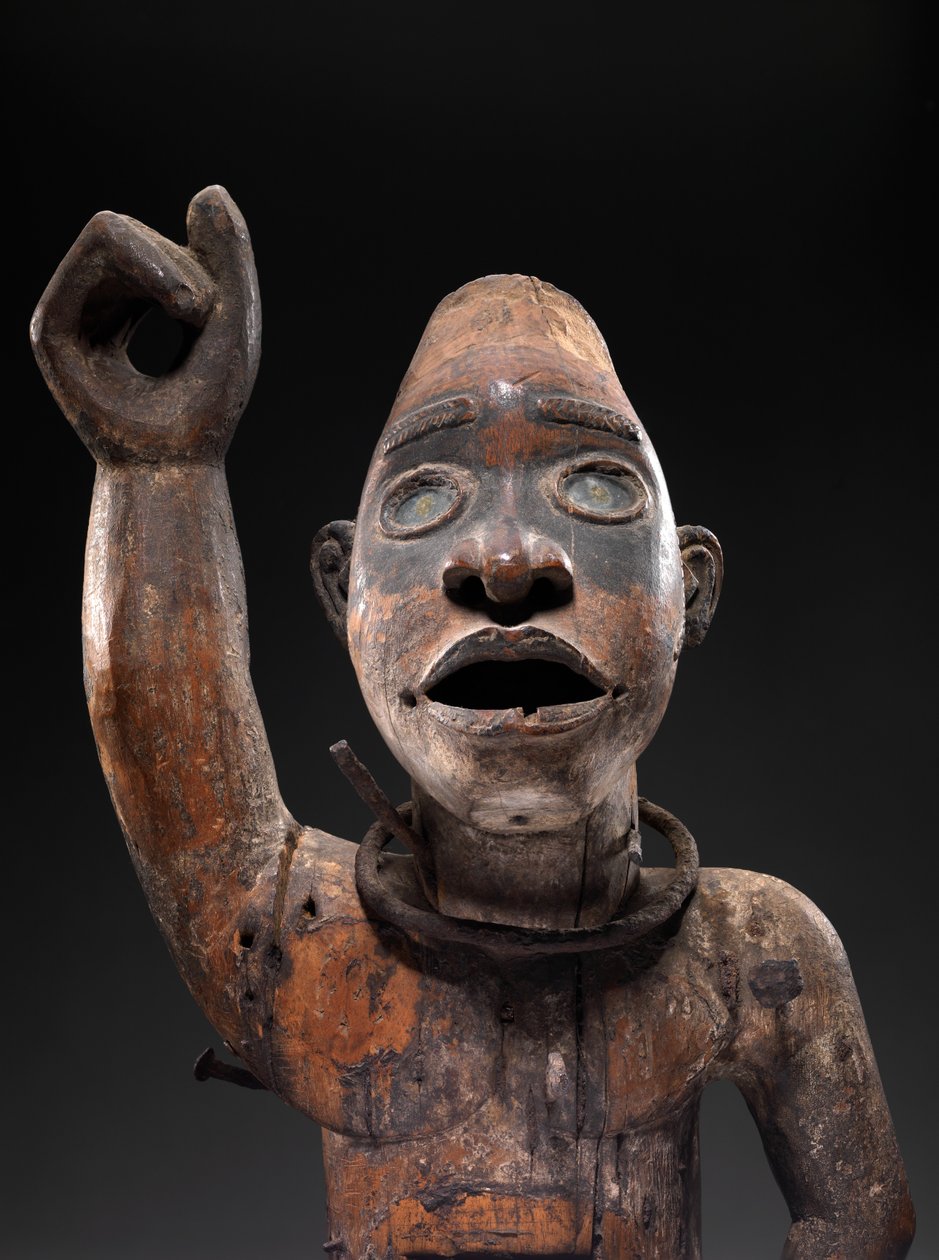 Nkisi (legno, ferro e vetro) da Congolese