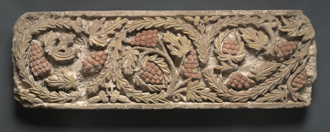 Fregio con fogliame e uva, 300-400 da Coptic Coptic