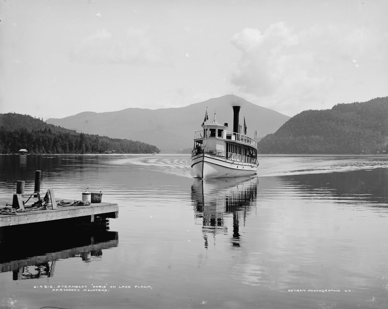 Battello a vapore Doris sul Lago Placid, Monti Adirondack, c.1902 da Detroit Publishing Co.