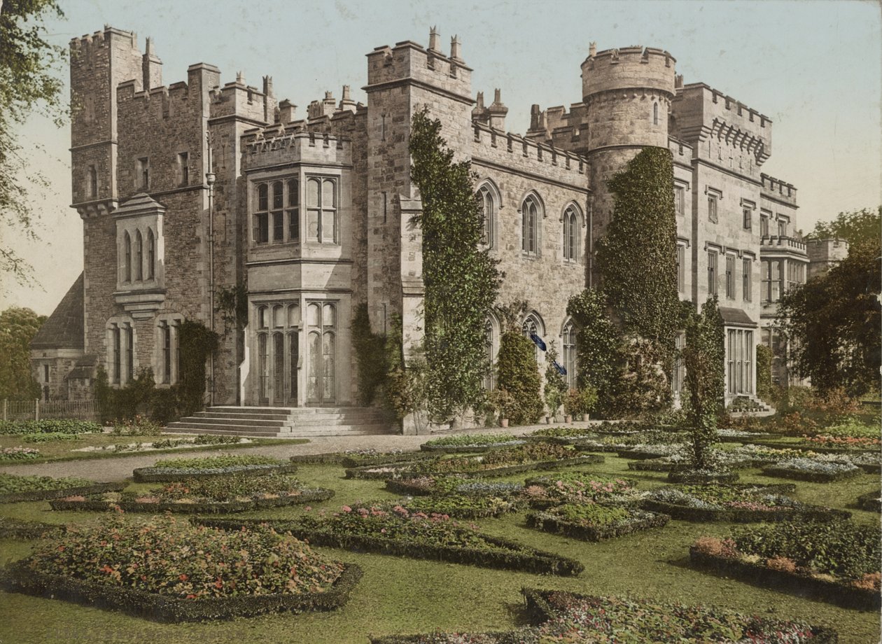 Castello di Hawarden, c.1900 (stampa fotomeccanica) da Detroit Publishing Co.