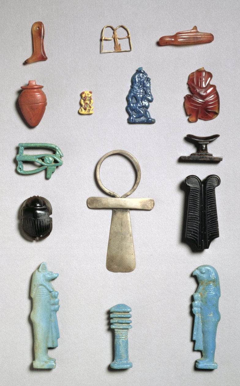 Amuleti, perline e pendenti egiziani da Egyptian