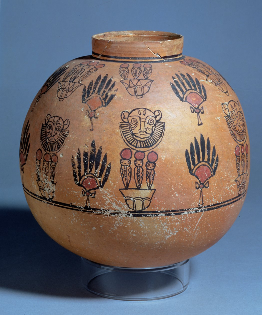 Vaso decorato con maschere di leone e dee cobra su fiori di loto, dalla Tomba 1090, Faras, Sudan, I-II secolo d.C. da Egyptian