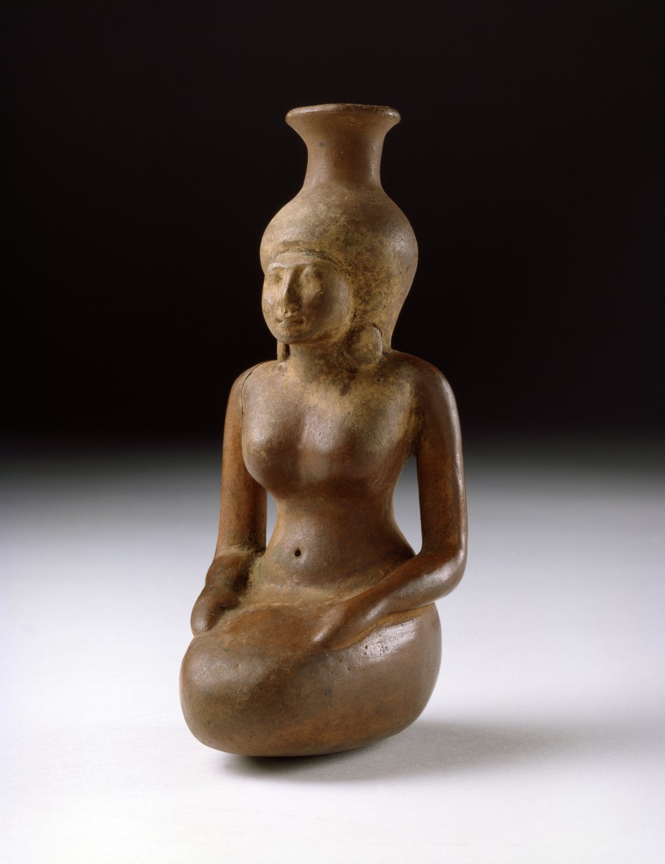 Vaso a forma di ragazza (dettaglio) da Egyptian
