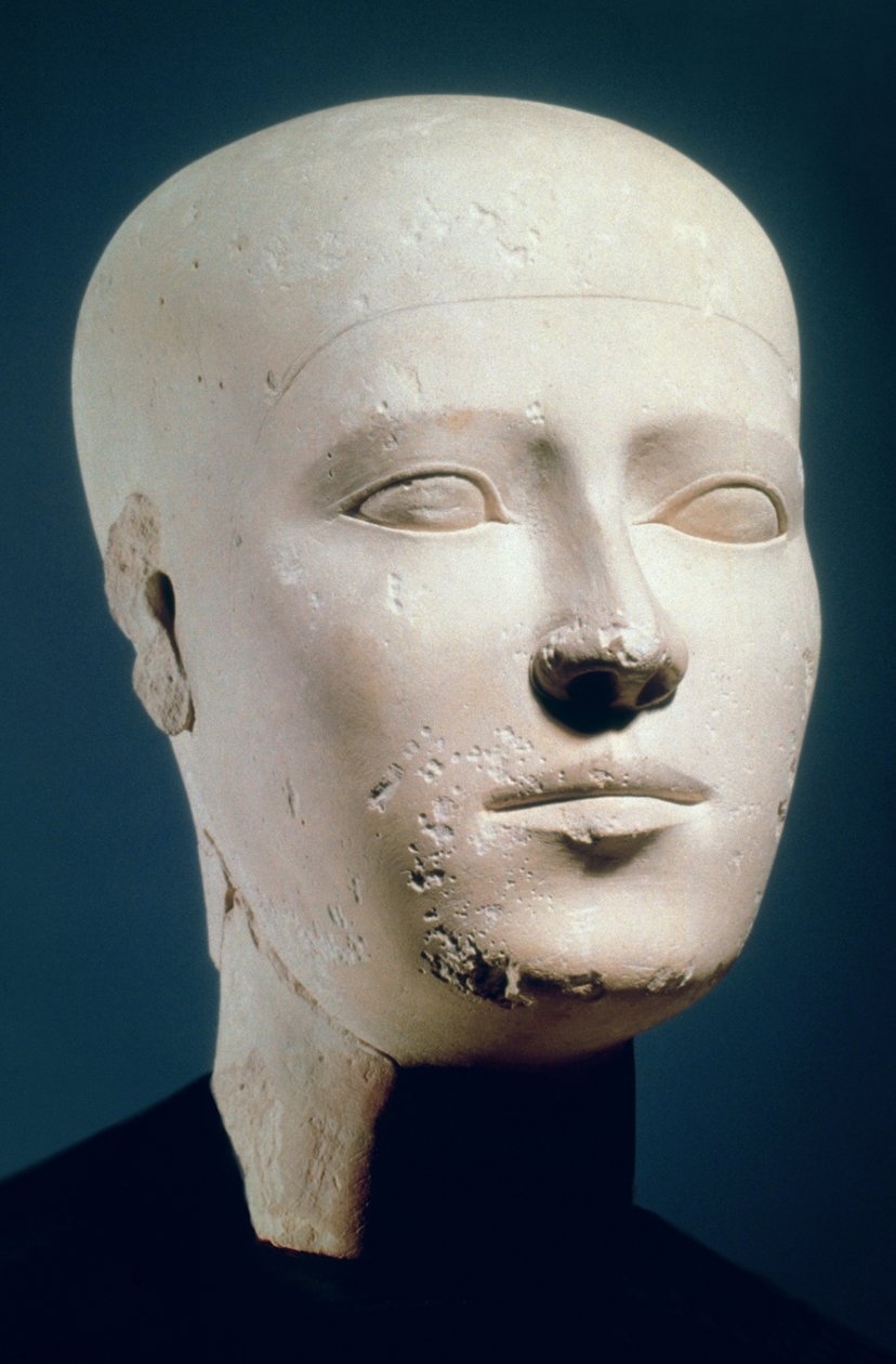 Testa ritratto dalle tombe della necropoli di Giza, c.2600 a.C. da Egyptian 4th Dynasty