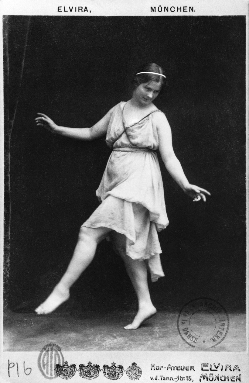 Isadora Duncan (1877-1927) c.1903-04 da Elvira Studio