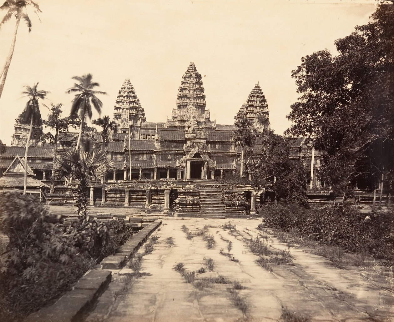 Facciata Ovest della Grande Pagoda, 1866 da Emile Gsell