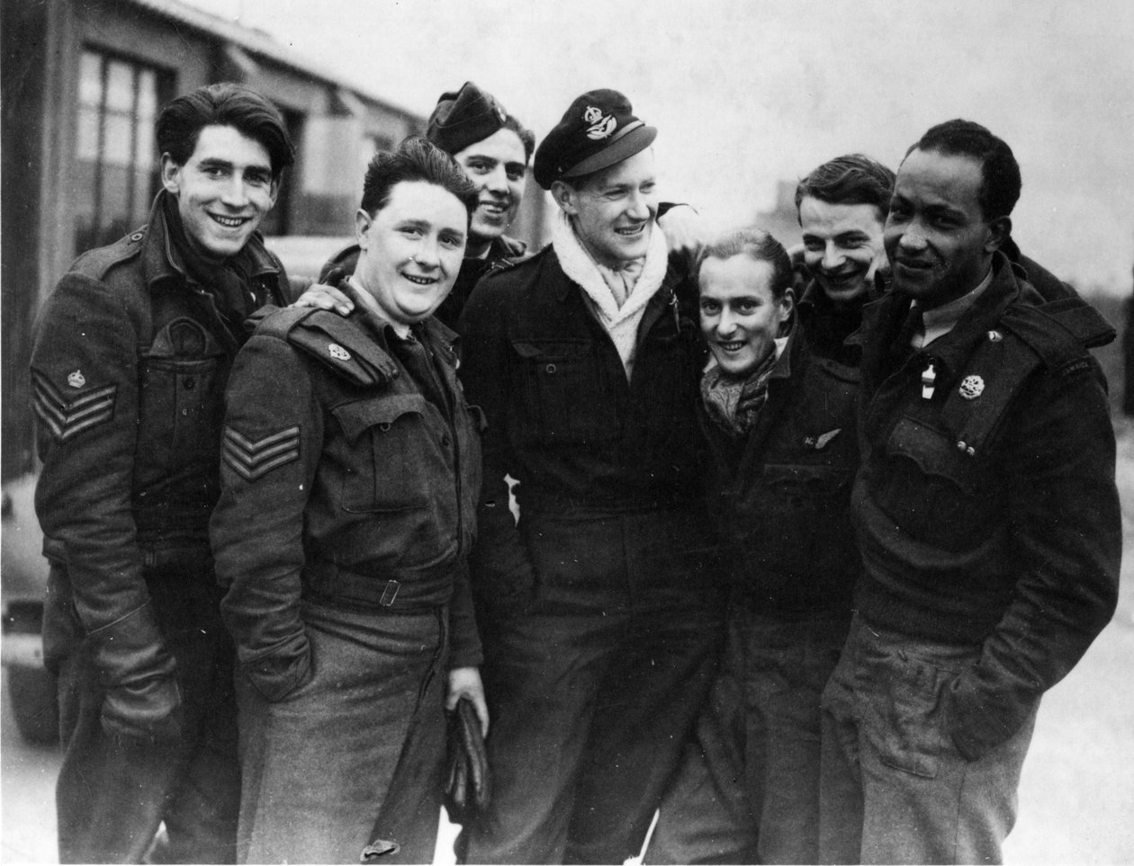 Equipaggio di un bombardiere Lancaster da English Photographer