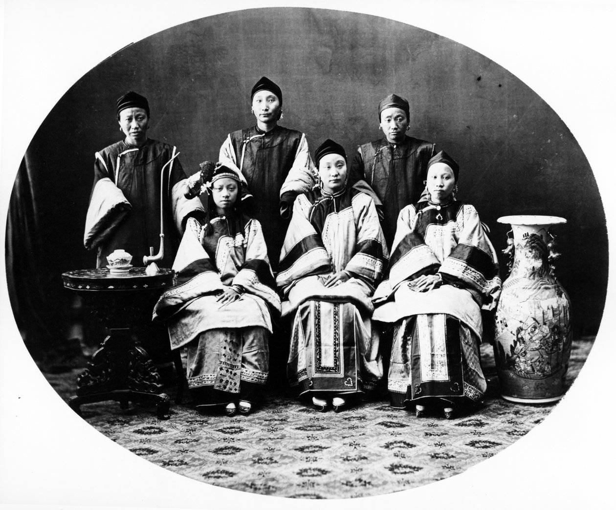 Signore celestiali, Shanghai, c.1870 da English Photographer
