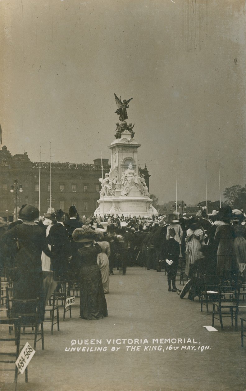 Queen Victoria Memorial, inaugurazione da parte del Re, 16 maggio 1911 da English Photographer