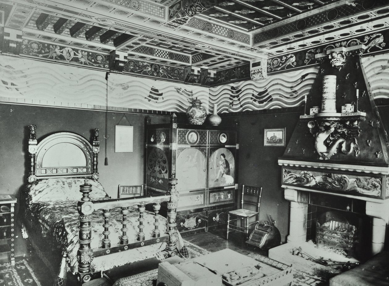 9 Melbury Road: camera da letto, 1890 da English Photographer