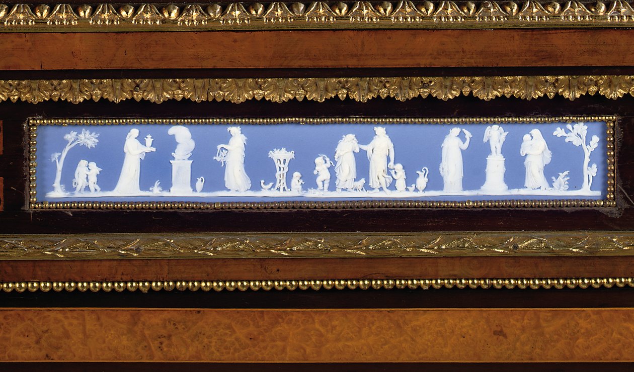 Un mobiletto di metà epoca vittoriana da English School