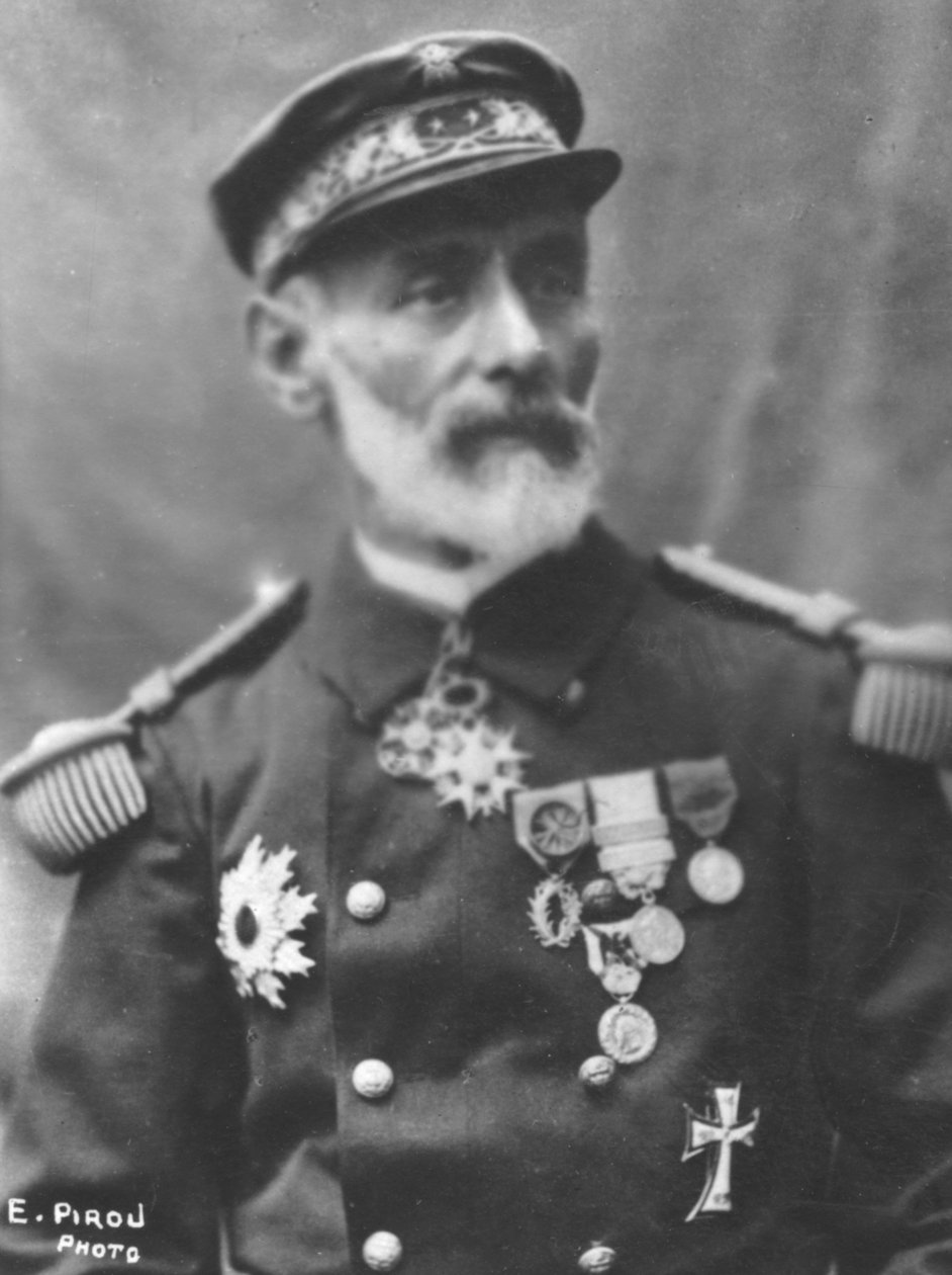 Amiral Courrejolles, c1893 da Eugene Pirou