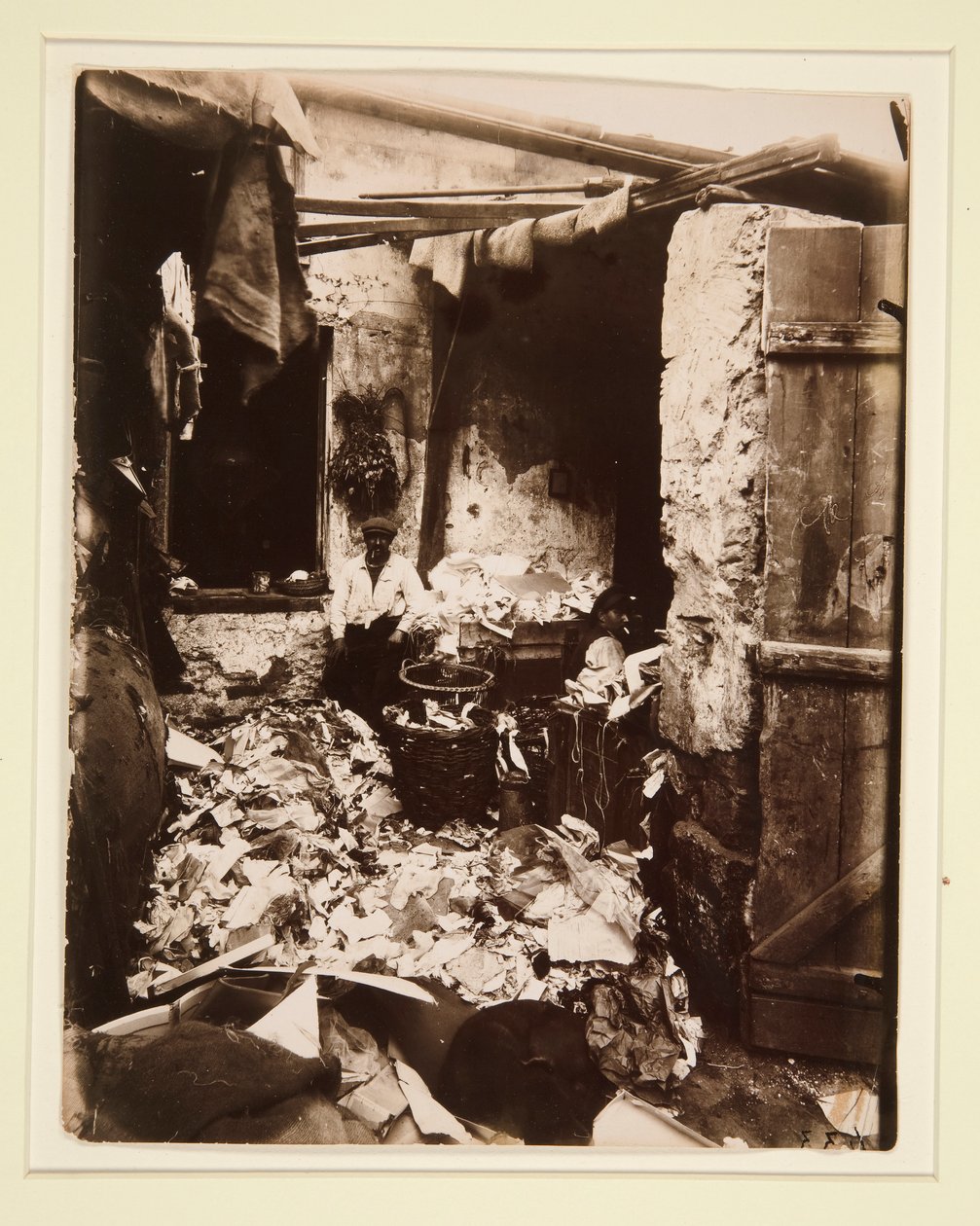 Porta d da Eugène Atget