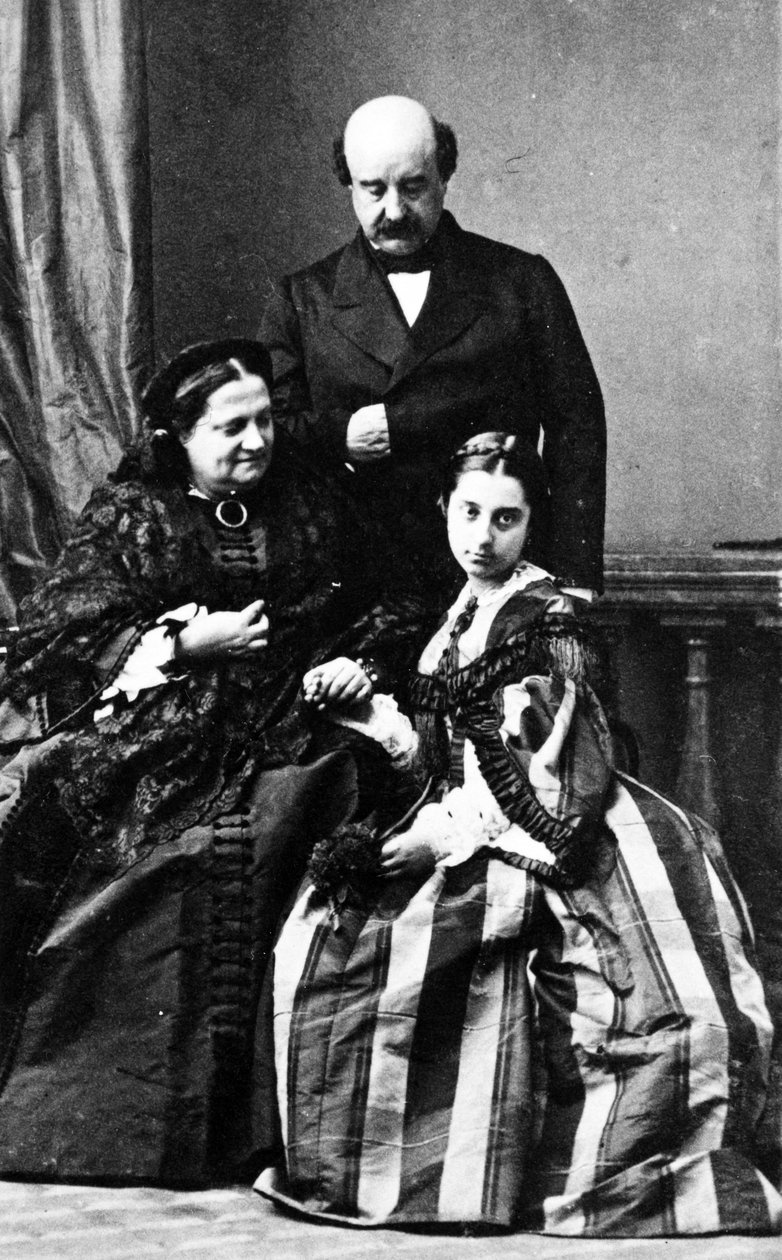 Maria Cristina, Regina regnante di Spagna con suo marito Agustin Fernando Muñoz e una delle loro figlie, c. 1860 da European Photographer