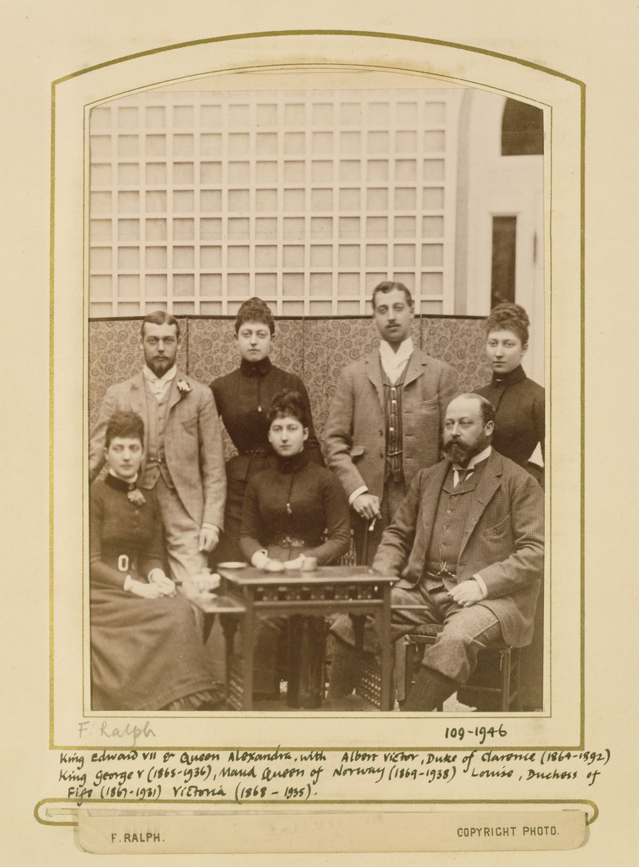 Ritratto di Re Edoardo VII (1841-1910) e Regina Alessandra (1844-1925) e i loro figli, prima del 1892 da F. Ralph