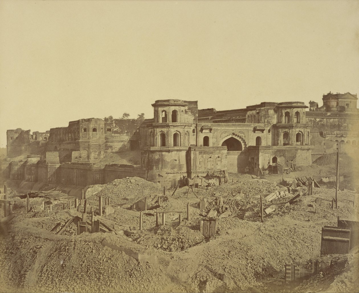 Macchi Bhawan da Felice Beato