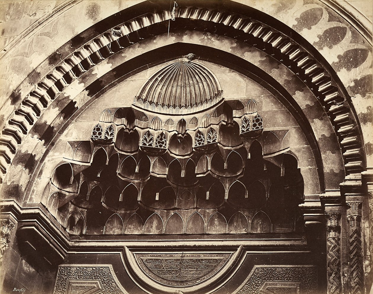 Rilievo di una nicchia, Egitto da Félix Bonfils