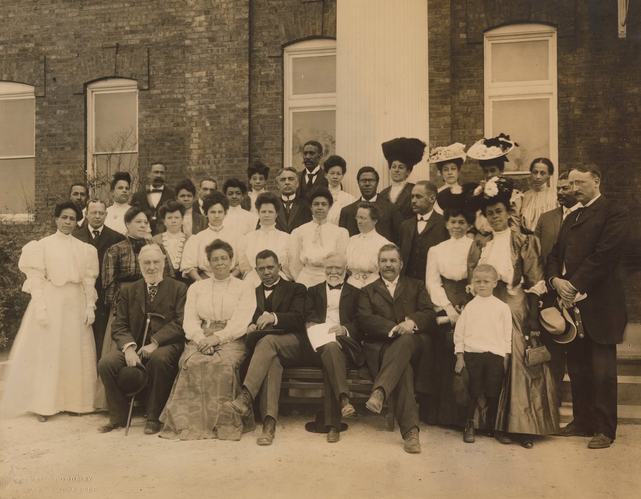 Andrew Carnegie e Booker T. Washington da Frances Benjamin Johnston