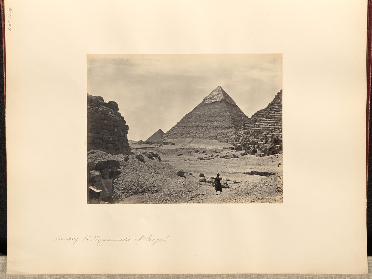 Tra le piramidi di Geezeh da Francis Frith